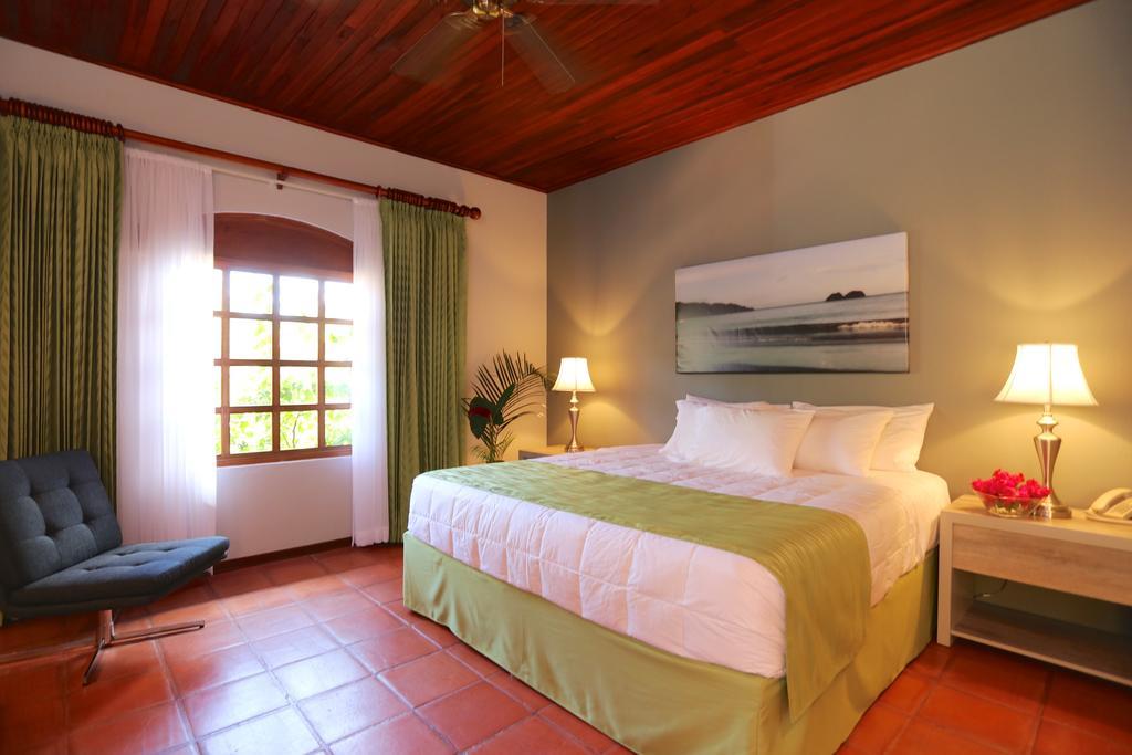 Superior Room King Bed,256300577:JPEG
